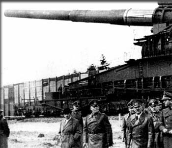 Schwerer Gustav railway gun at Sevastopol - WW2 HistoryBook